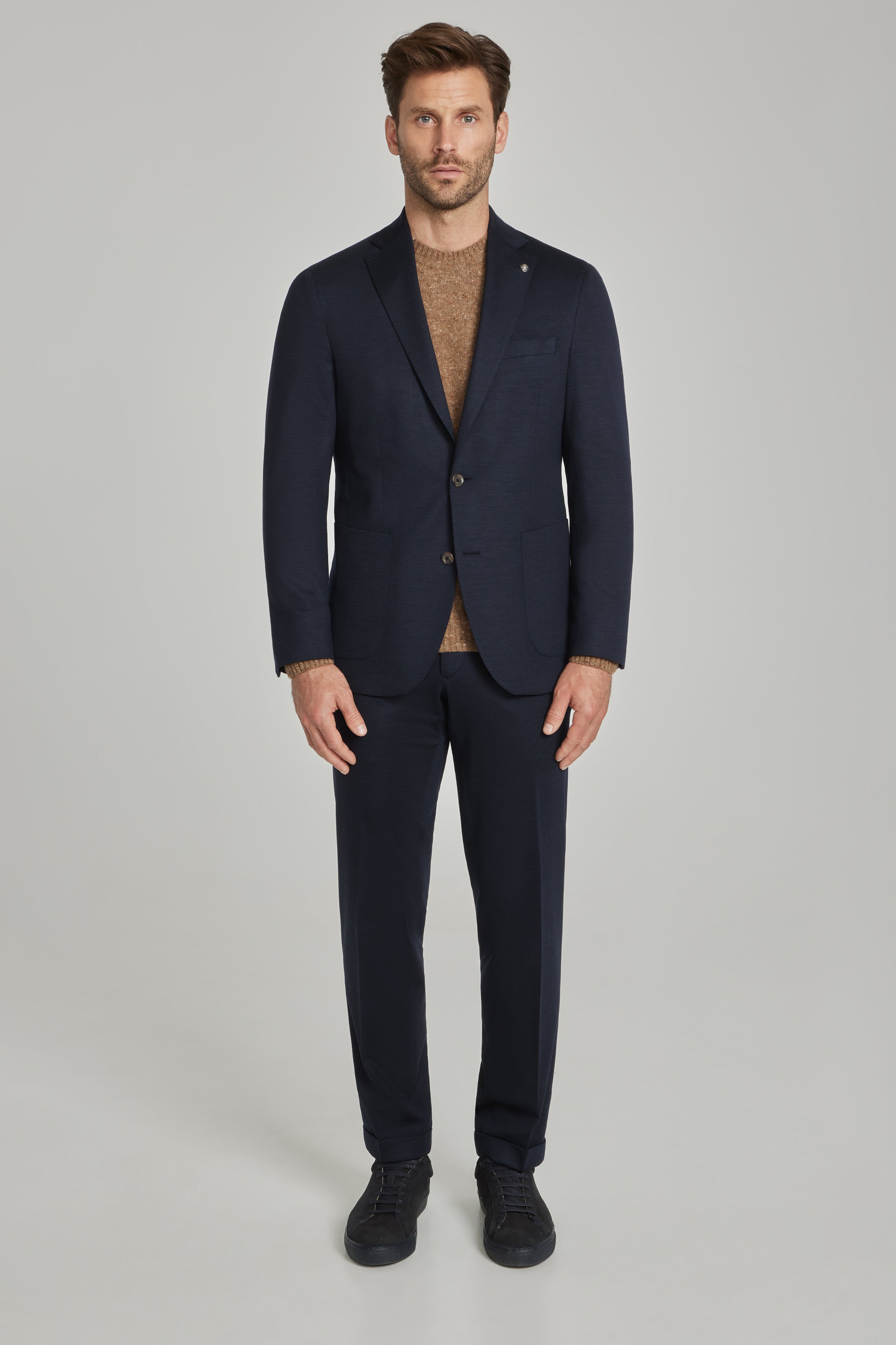 Alt view Hartford Neat Wool Stretch Suit in Navy