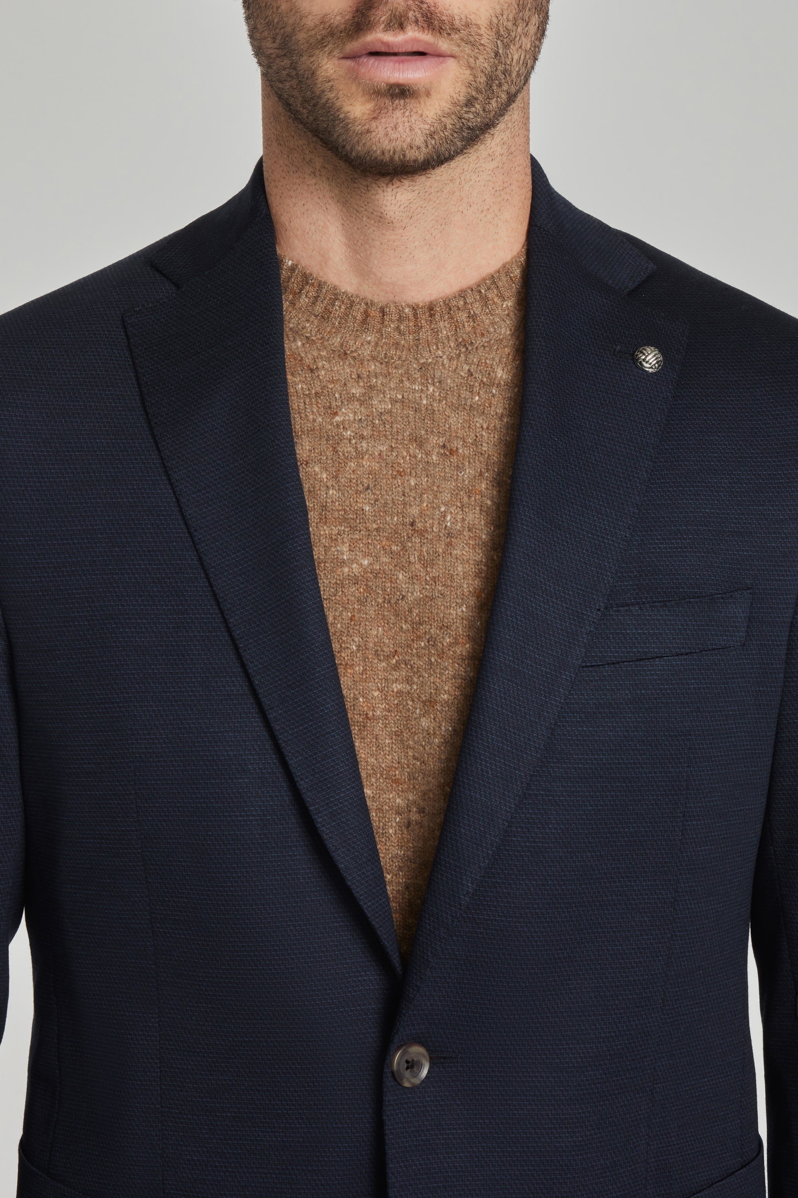 Alt view 1 Hartford Neat Wool Stretch Suit in Navy