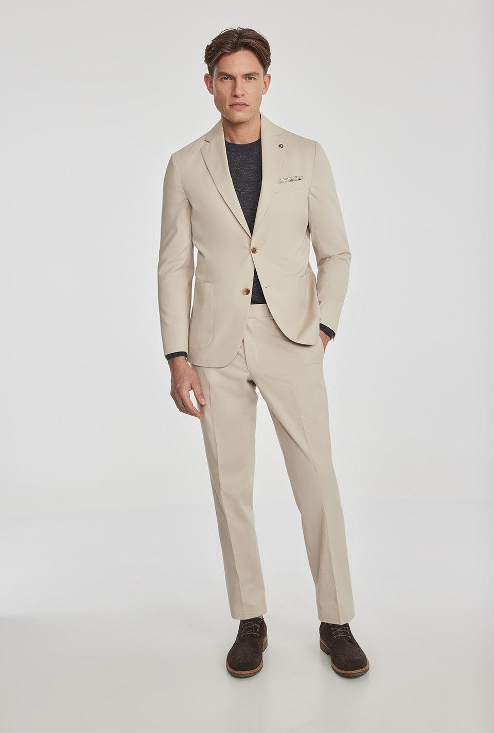 Alt view Irving Solid Cotton and Cashmere Stretch Suit in Tan