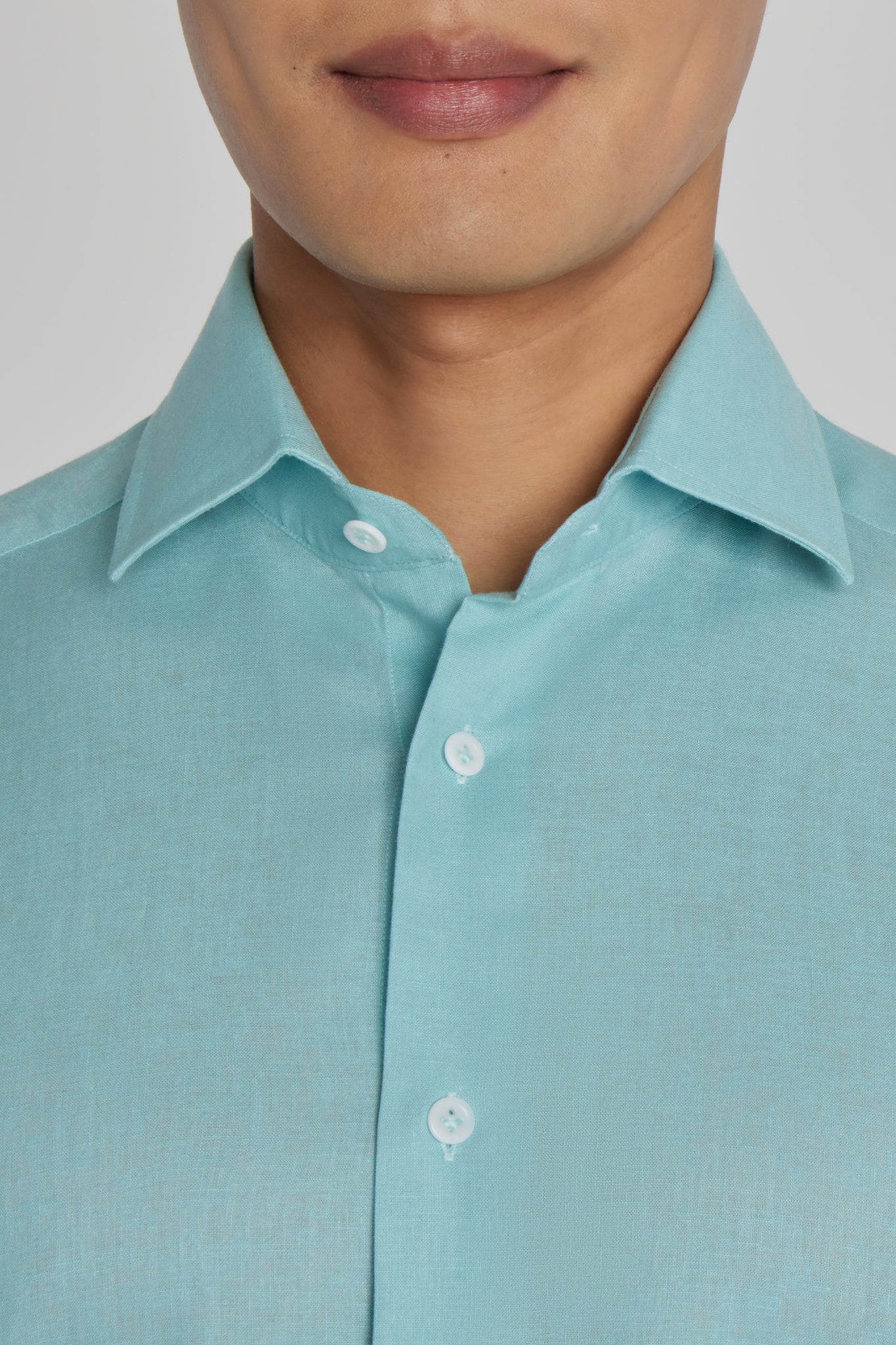 Alt view 1 Linen and Cotton Shirt in Teal
