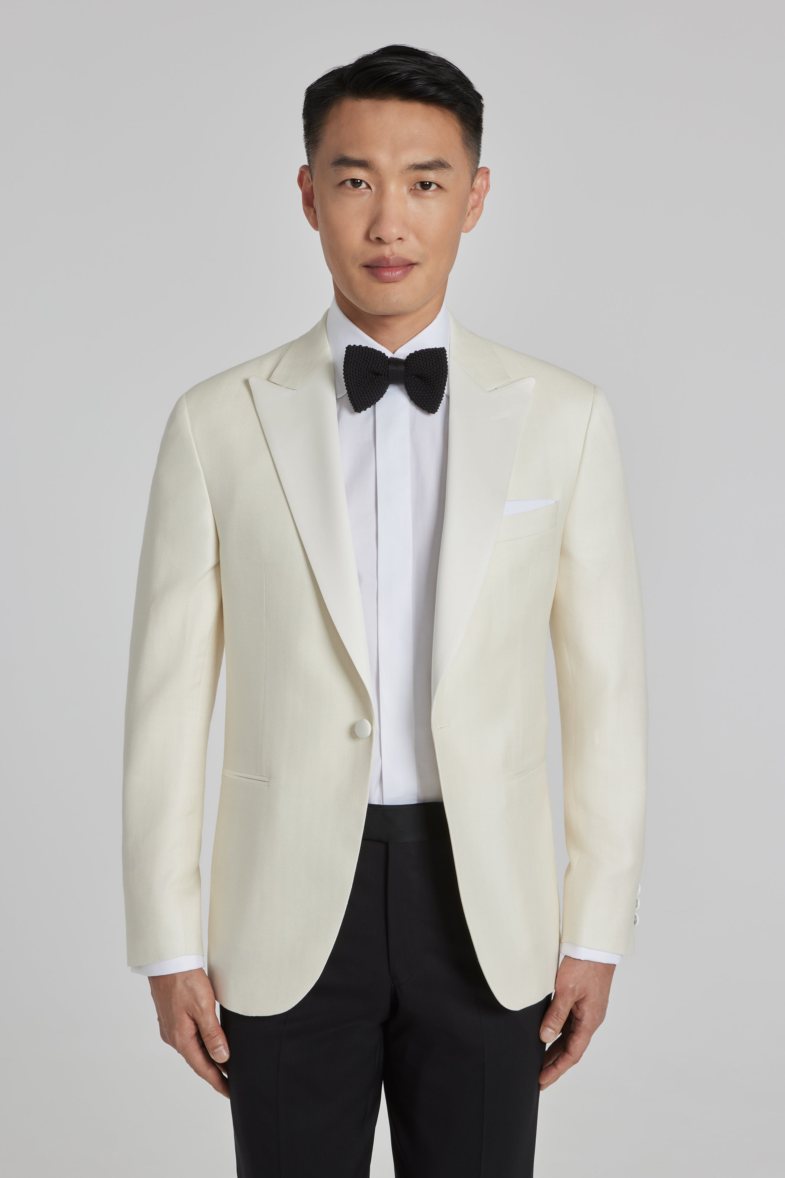 Jack Victor Men s Elwood Cream Herringbone Peak Lapel Dinner Jacket