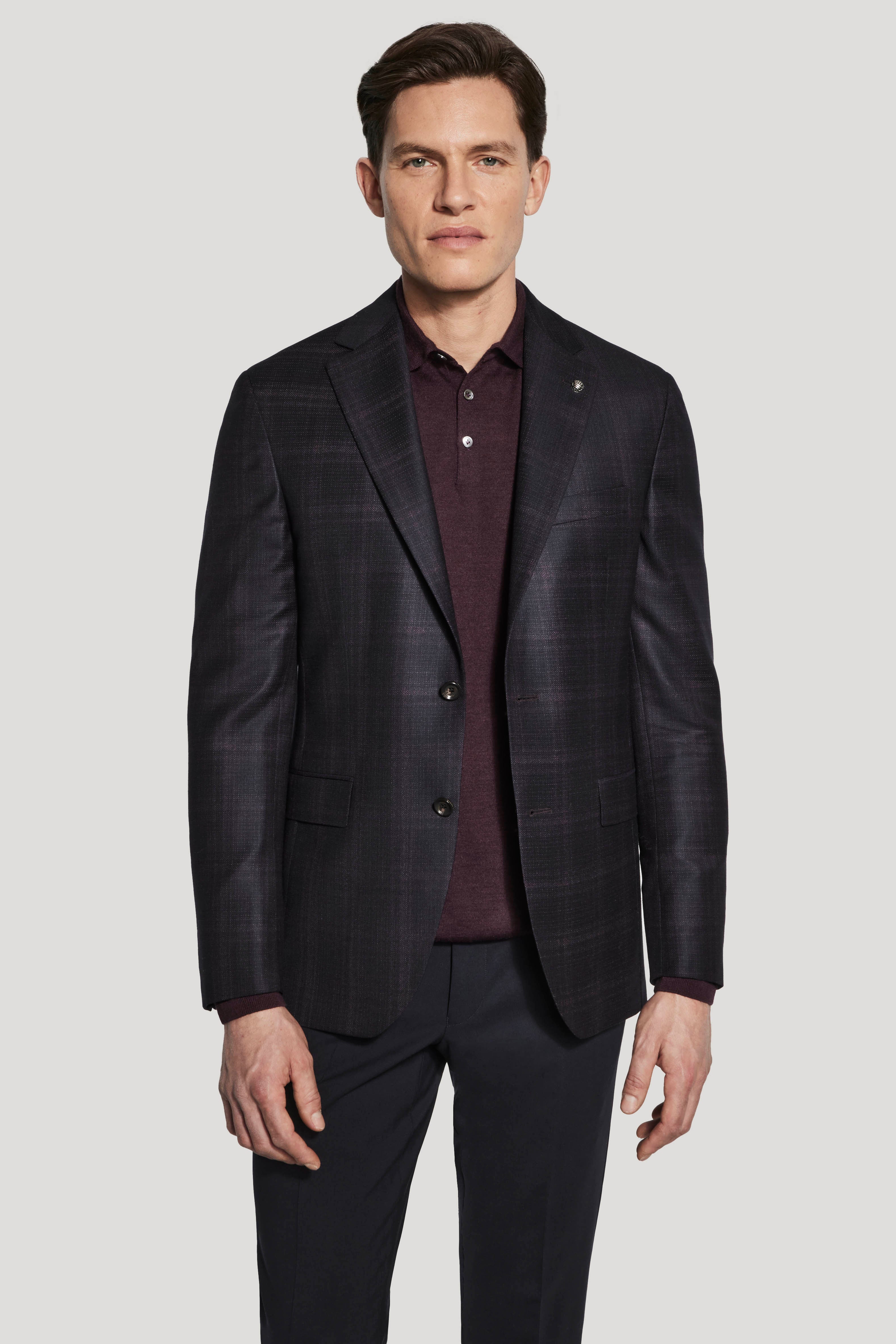 Alt view Burgundy Plaid Blazer