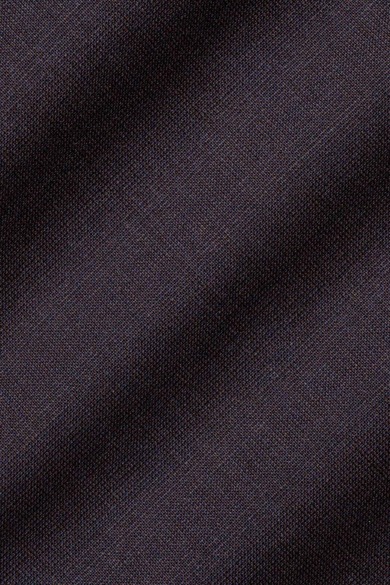 Alt view 1 Aubergine Stretch Suit